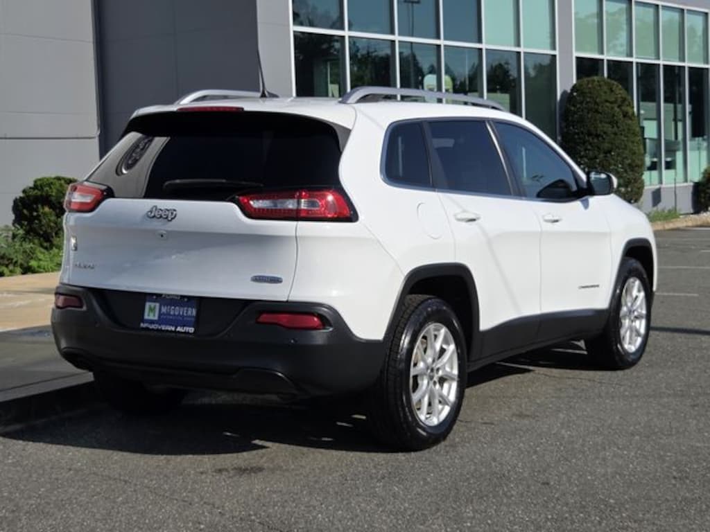 Used 2018 Jeep Cherokee Latitude Plus SUV