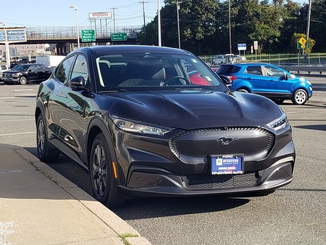 2021 Ford Mustang Mach-E Select photo 3