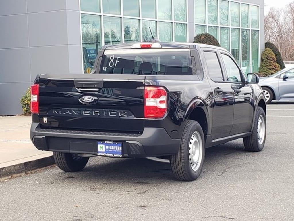 New 2025 Ford Maverick XL Truck