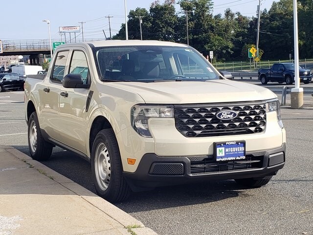 2025 Ford Maverick XL photo 3