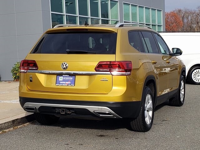 2018 Volkswagen Atlas V6 SE photo 2