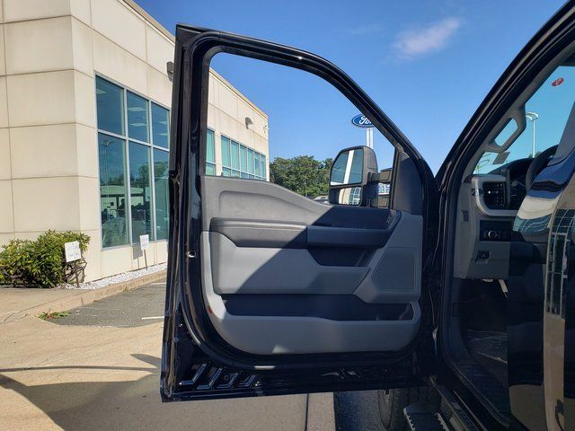 2026 Ford F-350 Super Duty XL - Photo 10