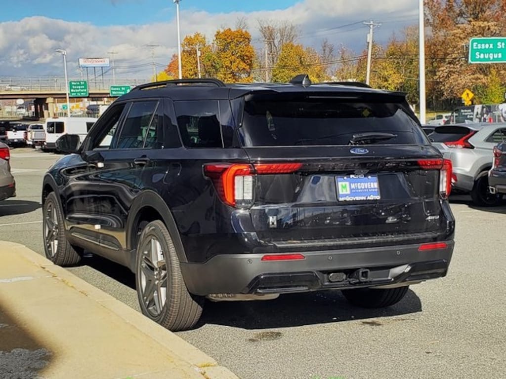 New 2026 Ford Explorer ST-Line SUV