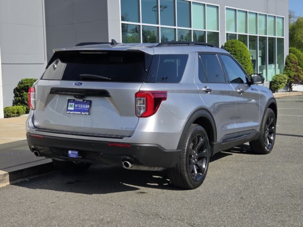Used 2024 Ford Explorer ST-Line SUV
