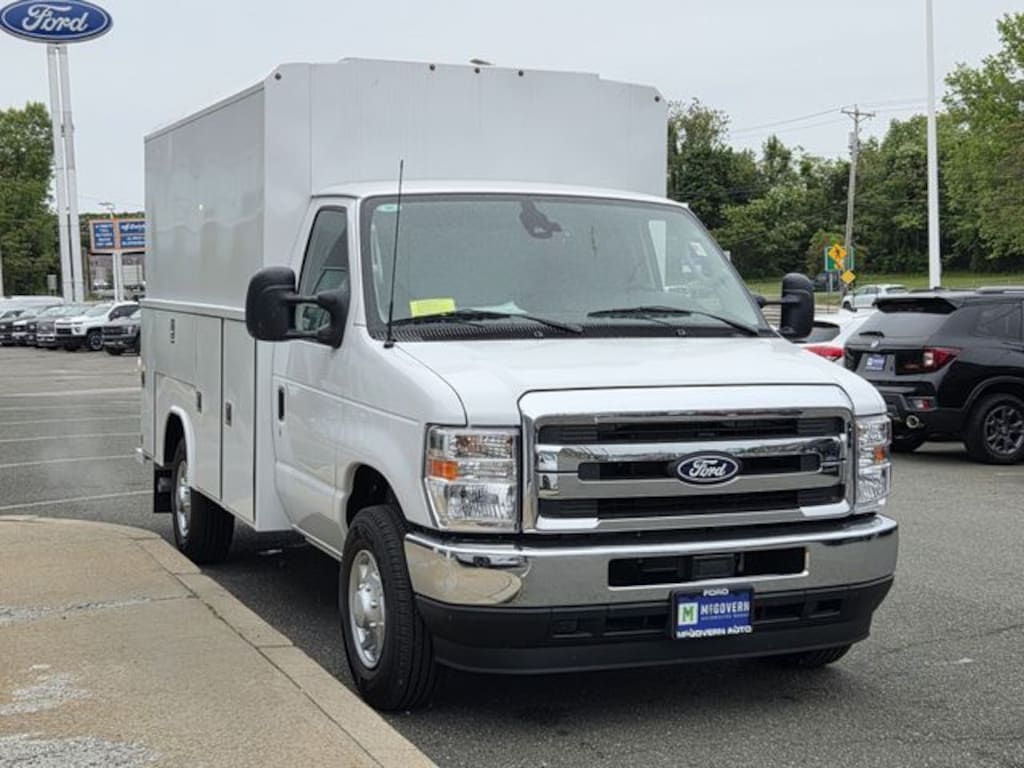 New 2026 Ford E-350SD Cab/Chassis