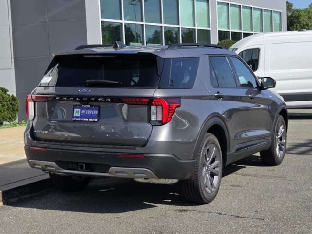 New 2026 Ford Explorer Active SUV