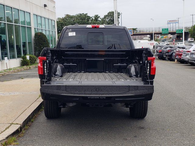 2025 Ford F-150 Lightning Platinum - Photo 43