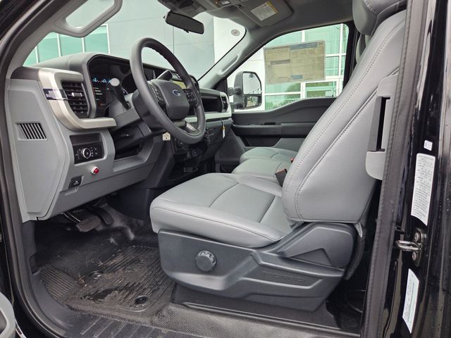 2026 Ford F-550 Super Duty Chassis Cab XL - Photo 11