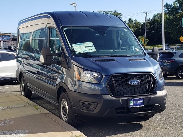 2025 Ford Transit photo 4
