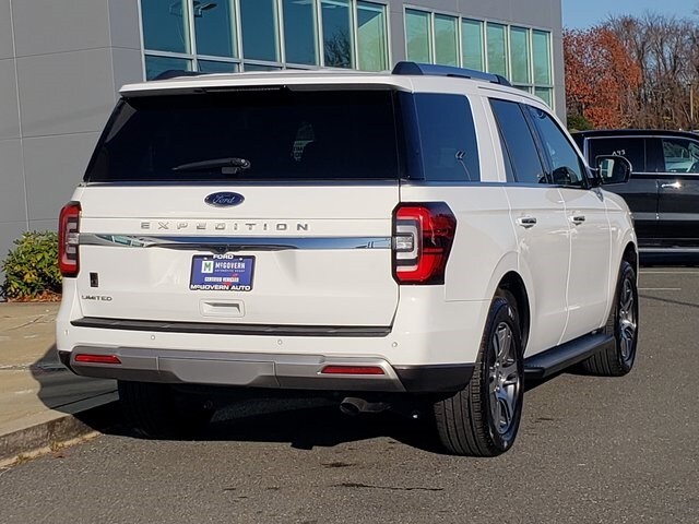 2024 Ford Expedition Limited photo 2