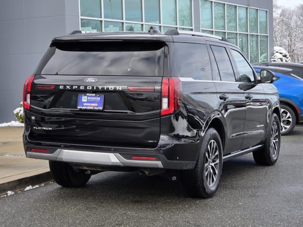 Used 2025 Ford Expedition Platinum SUV
