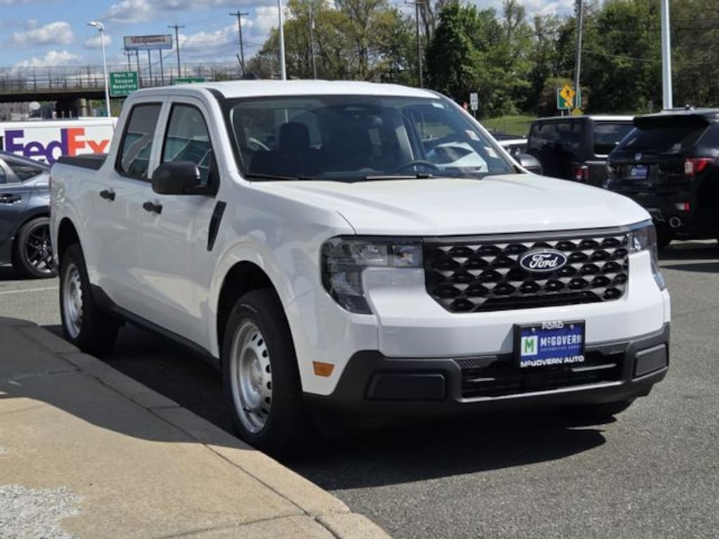 New 2025 Ford Maverick XL Truck