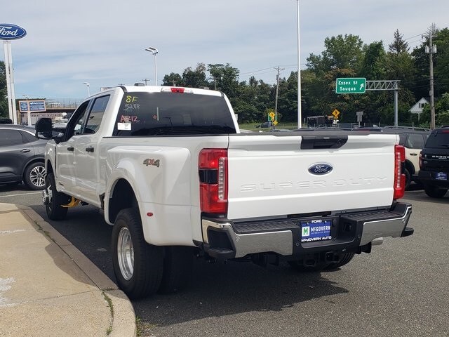 2026 Ford F-350 photo 2