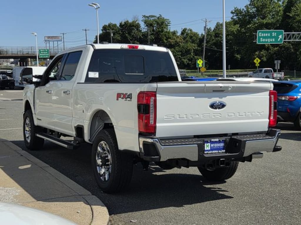 New 2026 Ford F-350SD Lariat Truck