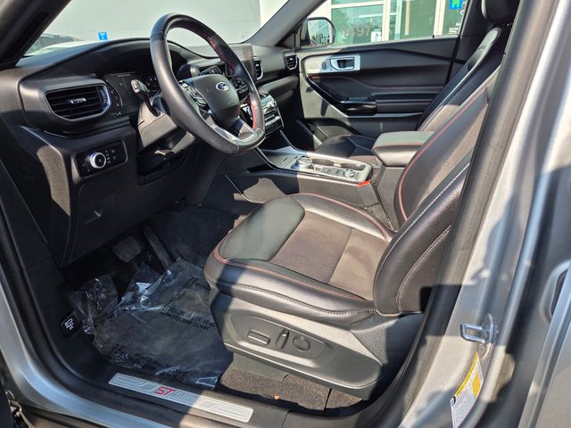 2023 Ford Explorer ST-LINE - Photo 13