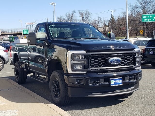 2025 Ford F-250 XL photo 4