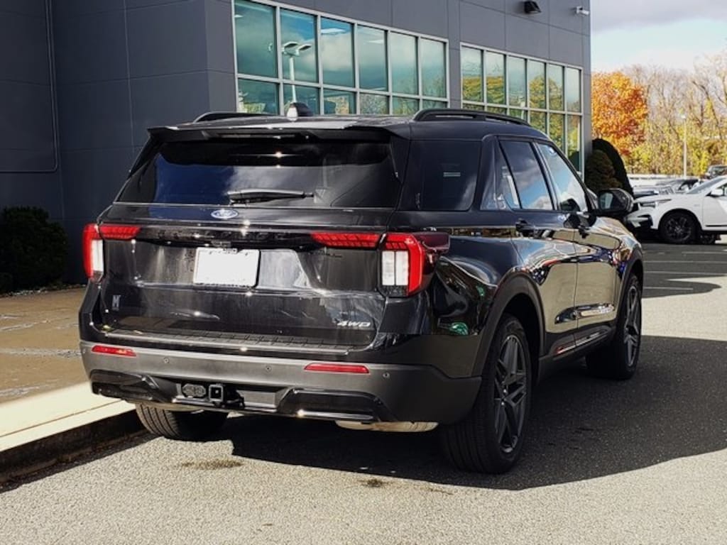 New 2026 Ford Explorer ST-Line SUV