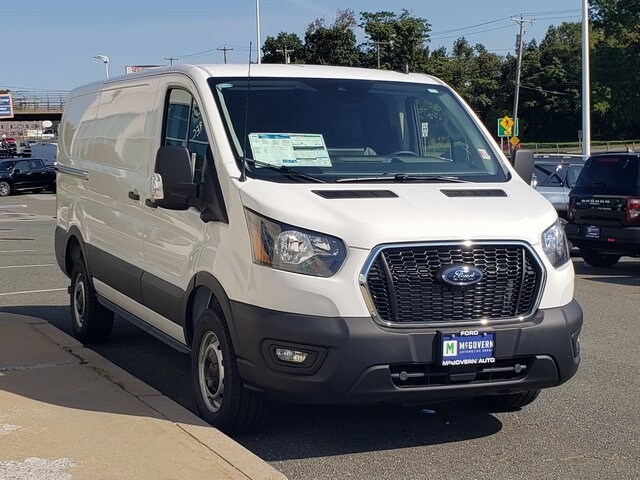 2025 Ford Transit photo 4