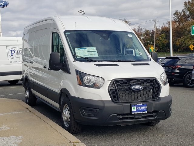 2025 Ford Transit Cargo Van photo 4