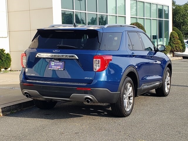 2022 Ford Explorer Limited photo 2