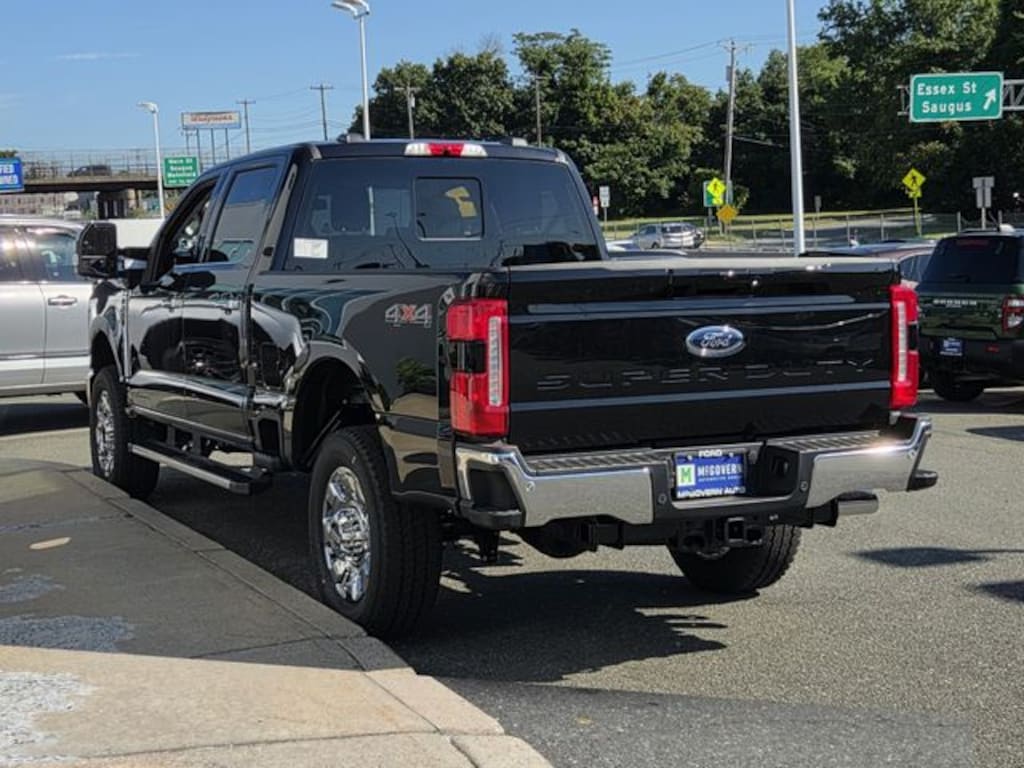 New 2026 Ford F-350SD Lariat Truck