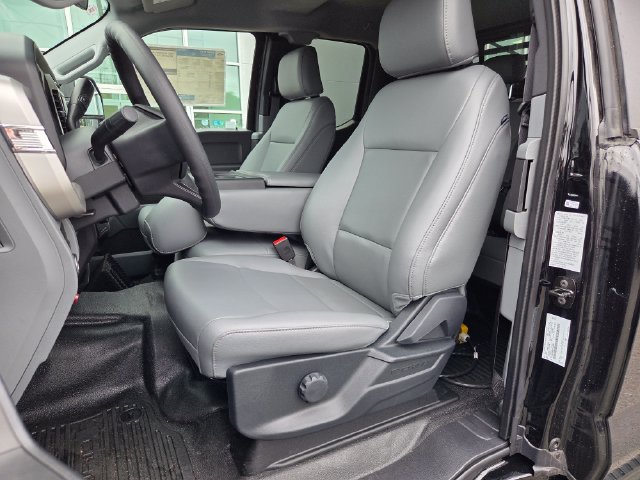 2026 Ford F-550 Super Duty Chassis Cab XL - Photo 13