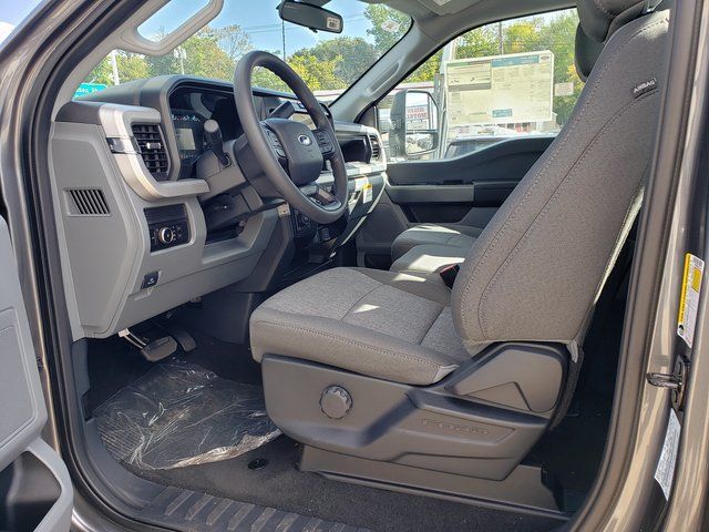 2026 Ford F-350 Super Duty XL - Photo 12