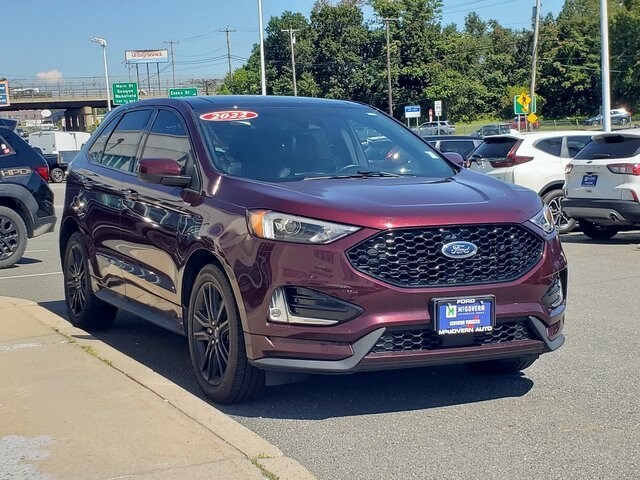 2022 Ford Edge ST photo 4