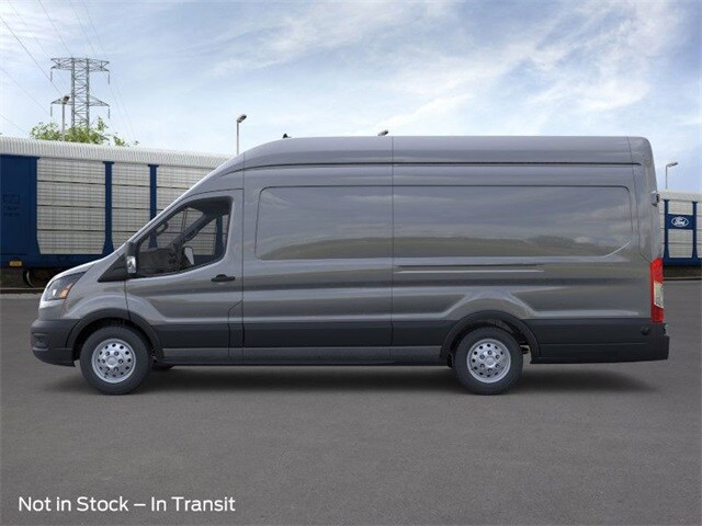 2025 Ford Transit photo 3