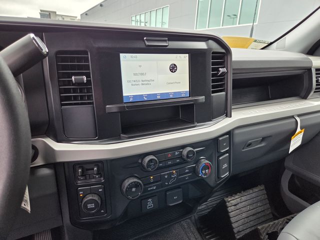 2026 Ford F-550 Super Duty Chassis Cab XL - Photo 20