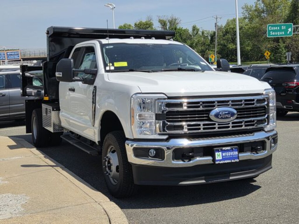 New 2026 Ford F-350SD Chassis