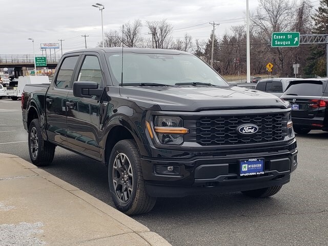 2025 Ford F-150 STX photo 4