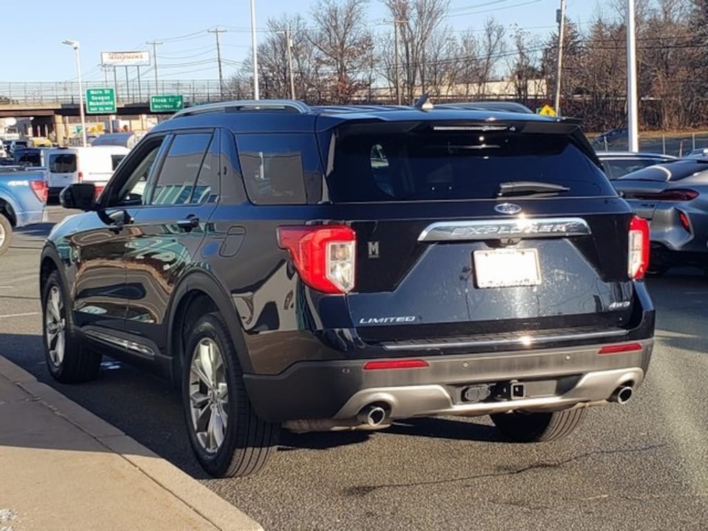 Used 2023 Ford Explorer Limited SUV