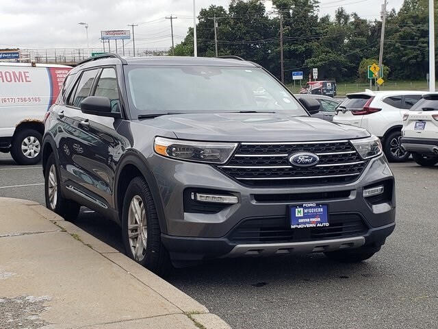 2022 Ford Explorer XLT photo 3