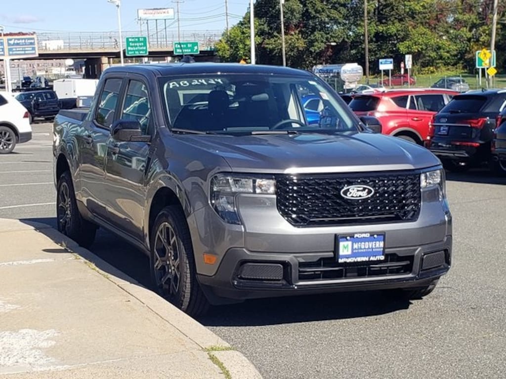 New 2025 Ford Maverick XLT Truck