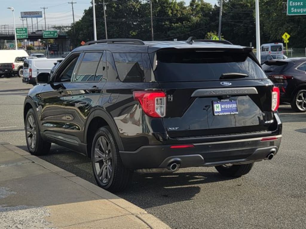 Used 2023 Ford Explorer XLT SUV