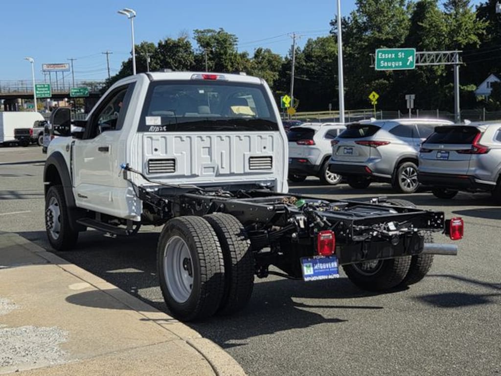 New 2026 Ford F-550SD Chassis
