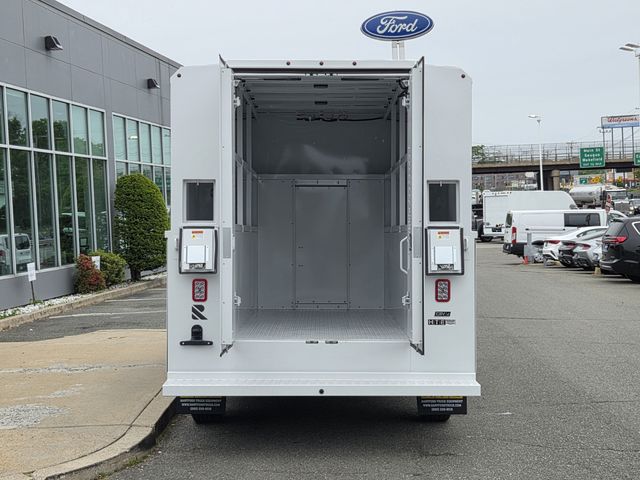 2026 Ford E-Series Cutaway Base - Photo 30