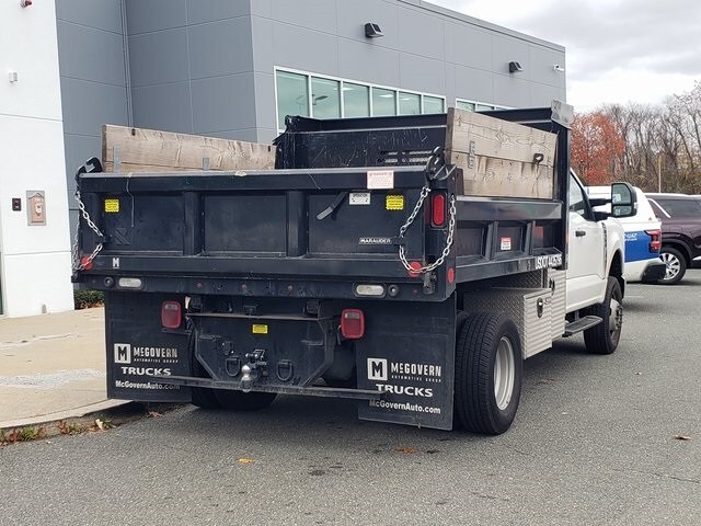 2024 Ford F-350 photo 3