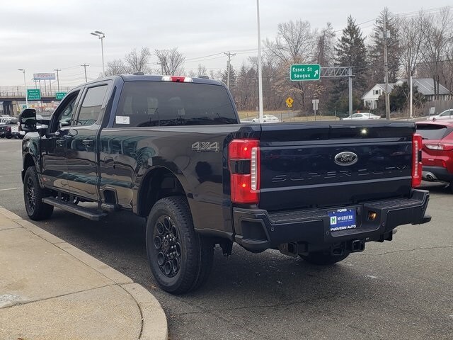 2024 Ford F-250 photo 2