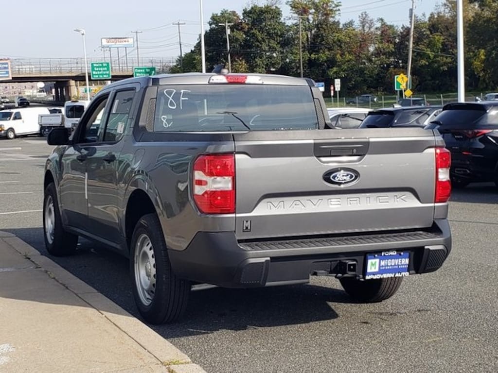 New 2025 Ford Maverick XL Truck