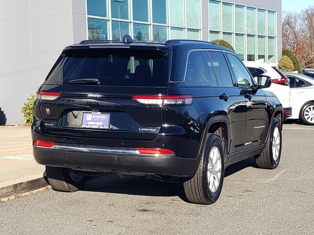2023 Jeep Grand Cherokee Limited photo 3