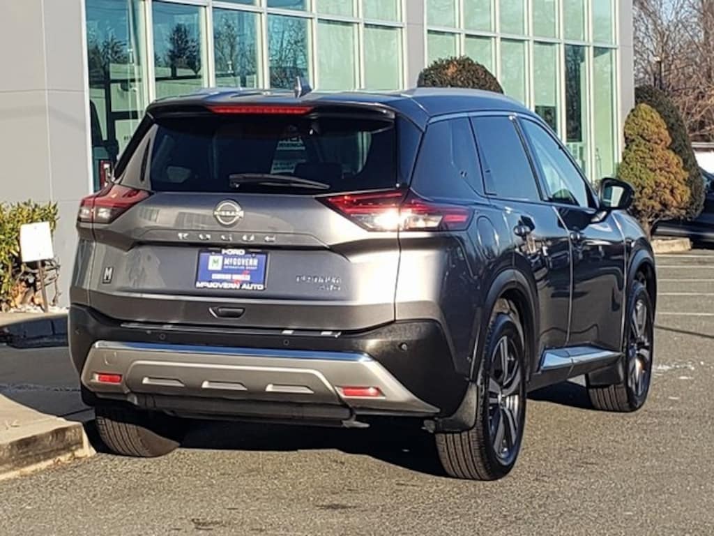 Used 2023 Nissan Rogue Platinum SUV