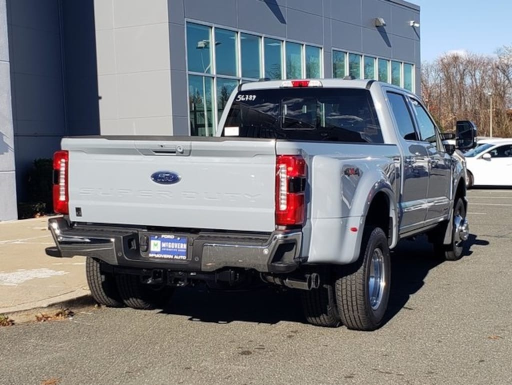 New 2026 Ford F-350SD Lariat Truck