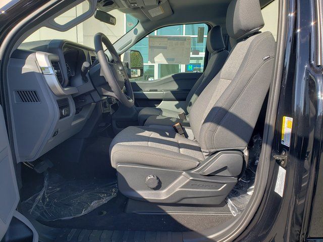 2026 Ford F-350 Super Duty XL - Photo 11