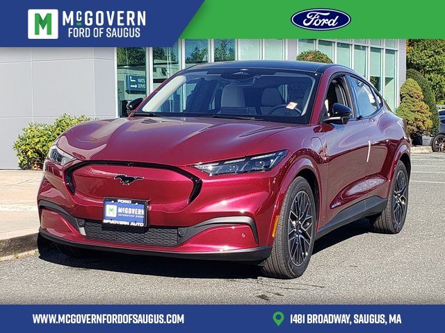 2025 Ford Mustang-Mach-e Premium's photo