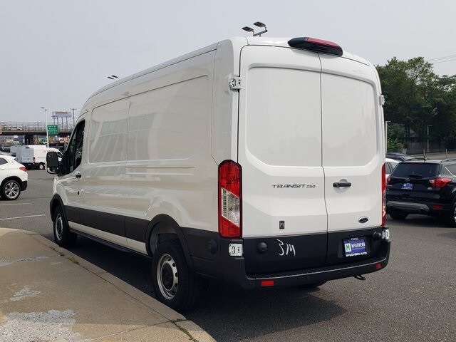 2025 Ford Transit photo 2