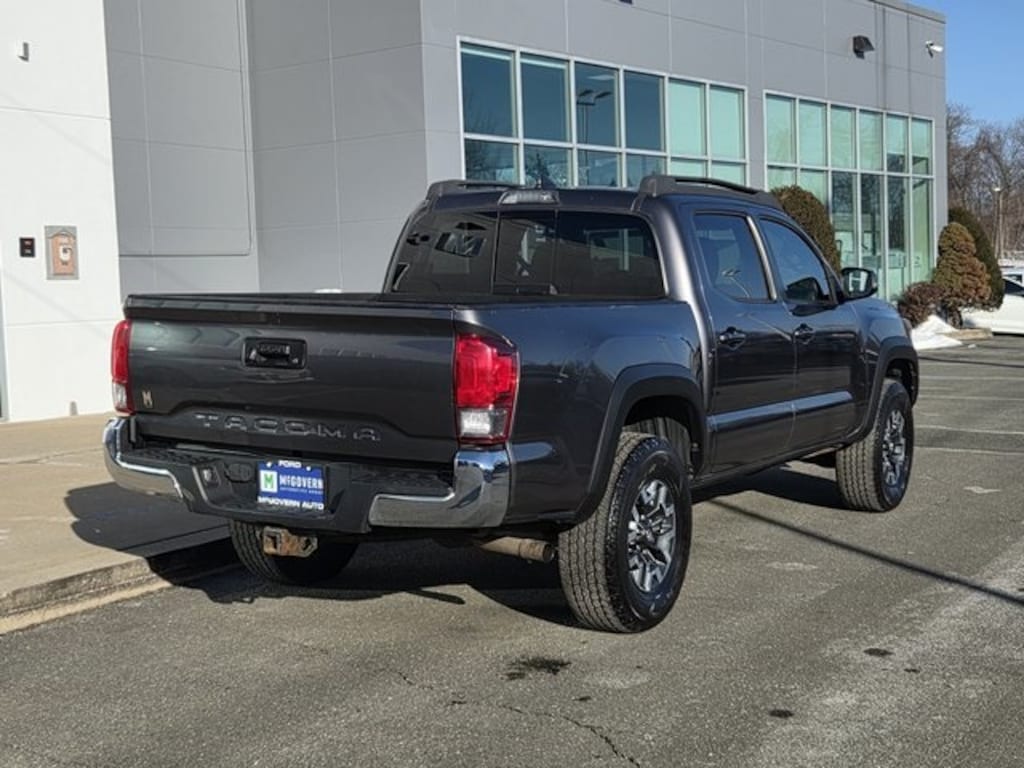 Used 2017 Toyota Tacoma TRD Off-Road Truck