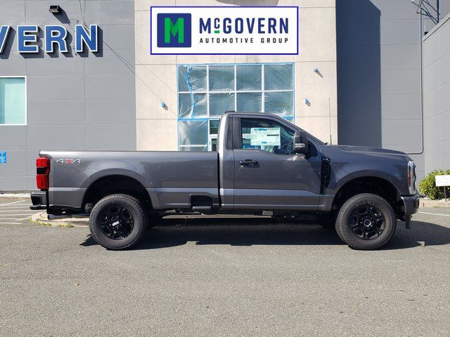 2026 Ford F-350 Super Duty XL - Photo 9