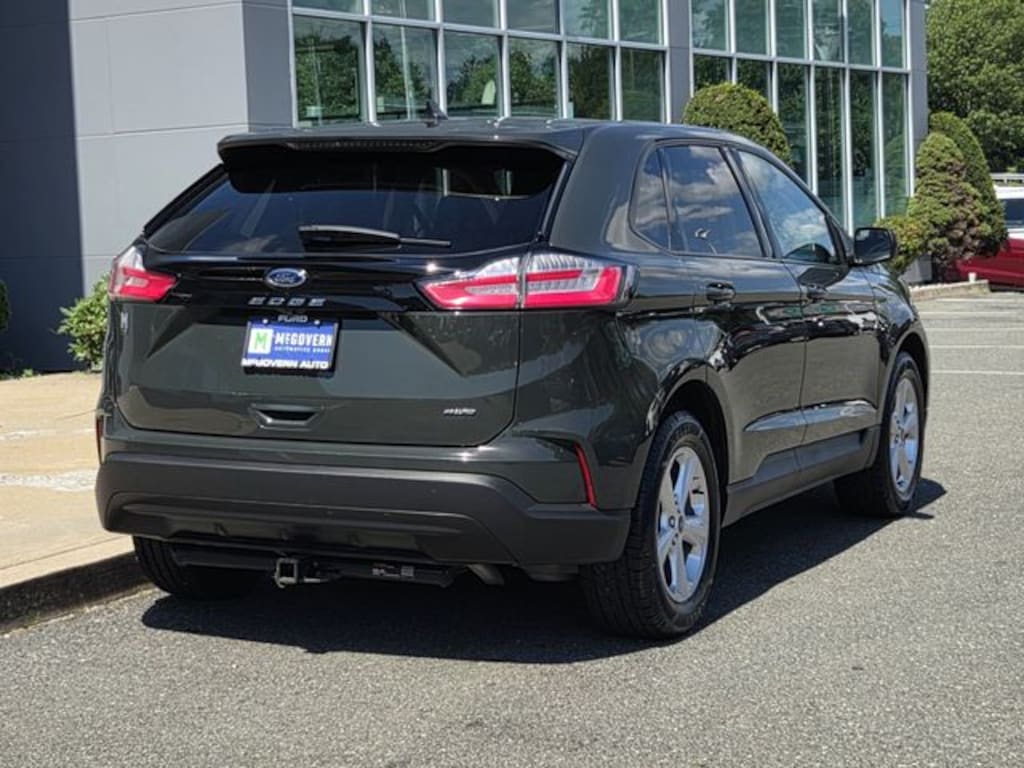 Used 2024 Ford Edge SE SUV